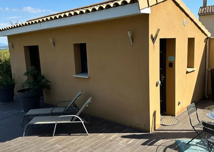 Chambre Dans Le Jardin Et Sa Sdb Independante
